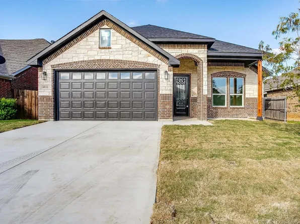 8816 Flying Ranch Rd, Fort Worth, TX 76134