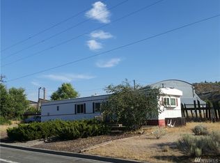 912 8th Ave, Omak, WA 98841