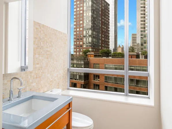 2 River Terrace image 12 of 21