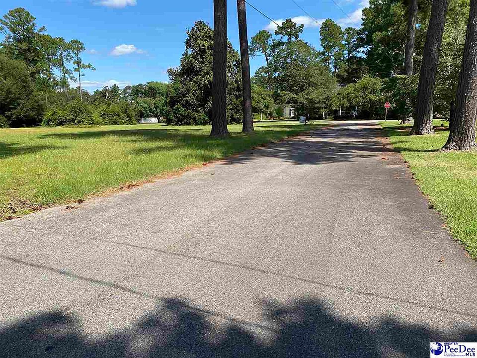 2nd image of Dogwood Dr