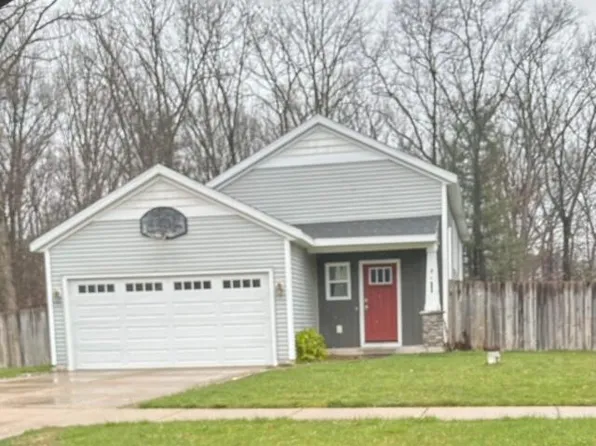 31 Cannonball Ln, Wayland, MI 49348