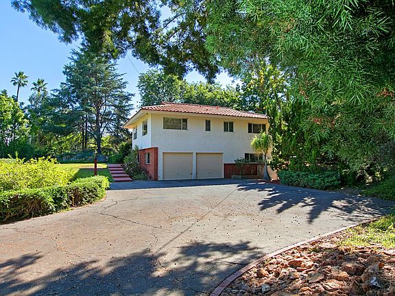 4th image of 4436 Carlin Pl