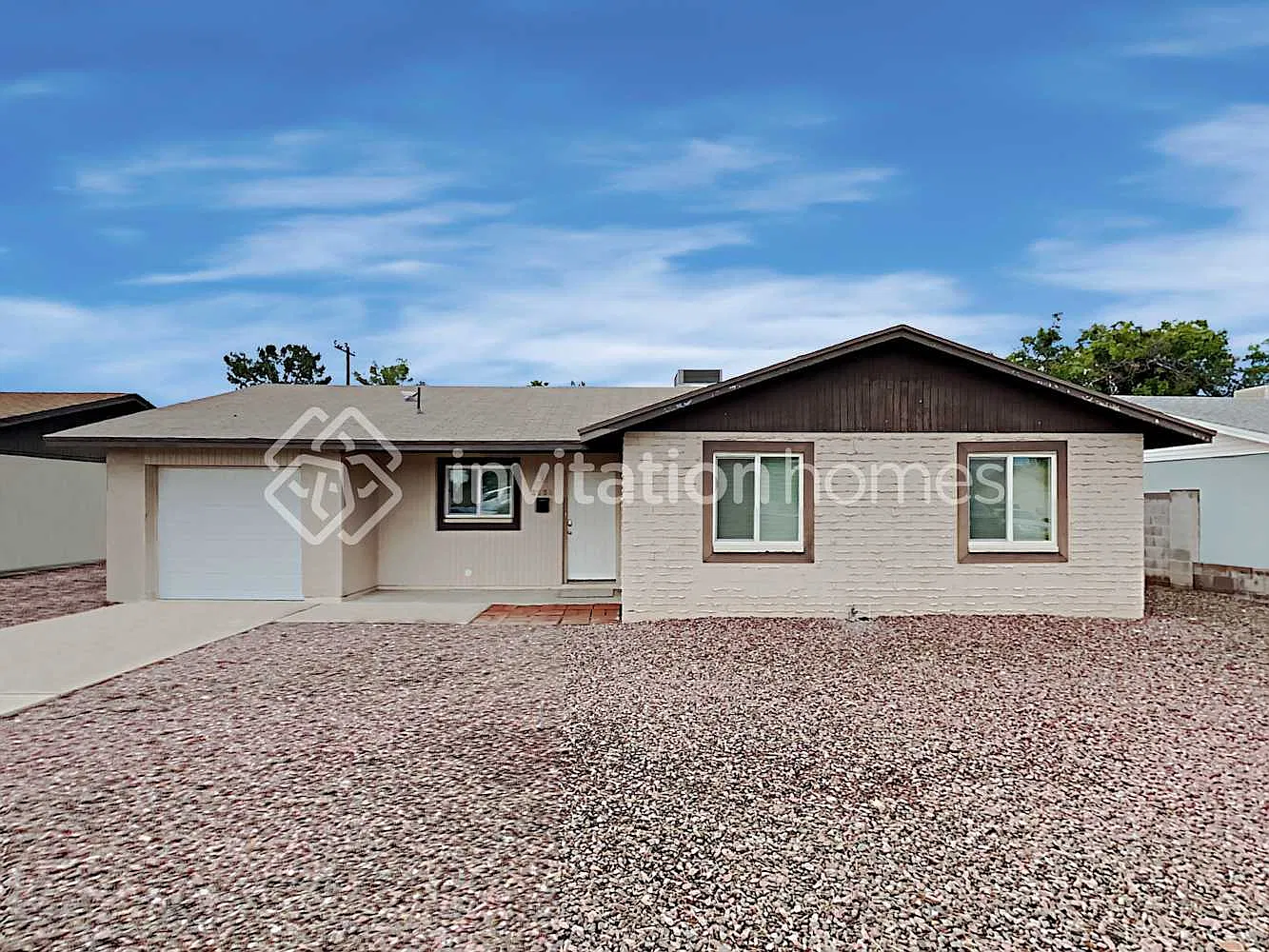 3556 W Seldon Ln Phoenix, AZ 85051 — Photo 1