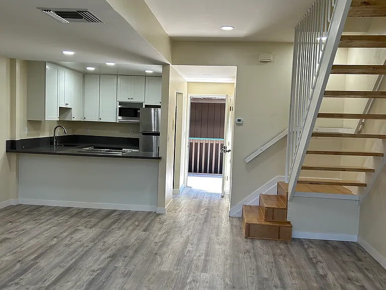 3639 Walnut St #8 — Photo 22