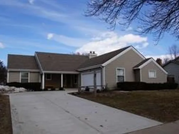 6710 Woodgate Rd, Middleton, WI 53562