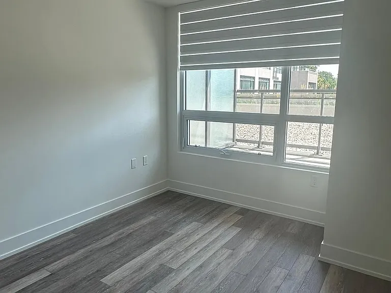 2075 King Rd #202 — Photo 4