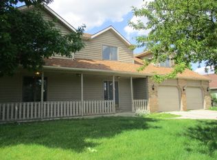 9918 Blue Mound Dr, Fort Wayne, IN 46804