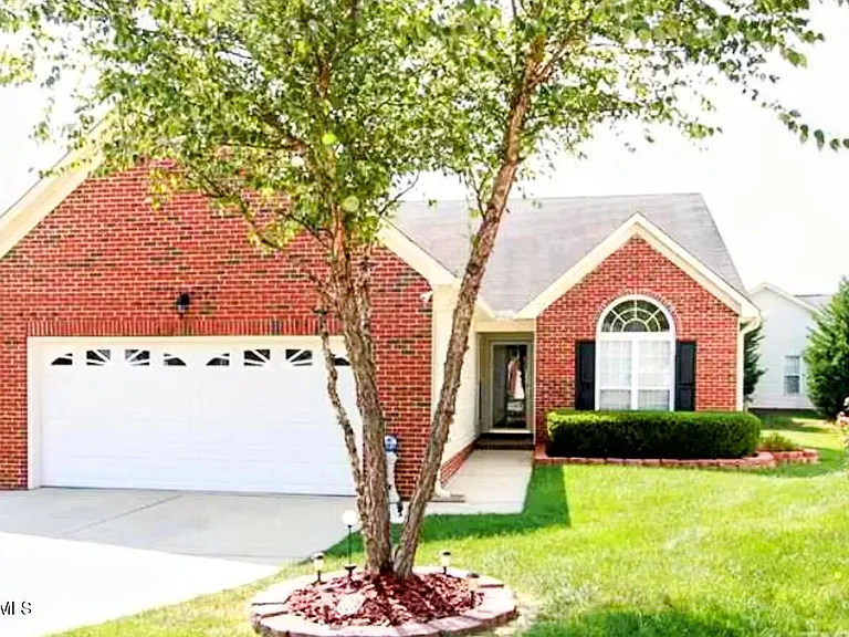 125 Rama Ct — Photo 1