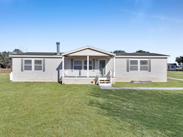 18028 Klein Rd, Winnie, TX 77665