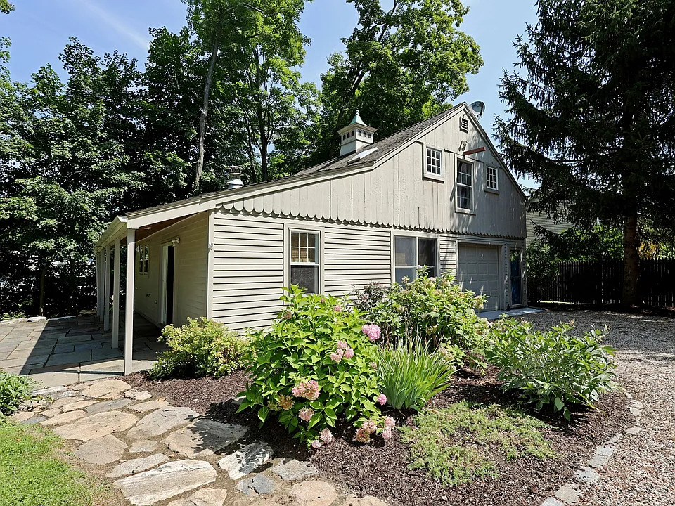 15 Maple Shade Rd #A