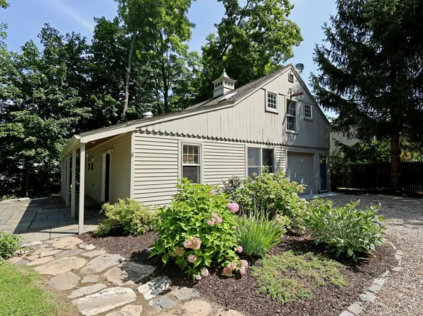 15 Maple Shade Rd #A, Ridgefield, CT 06877