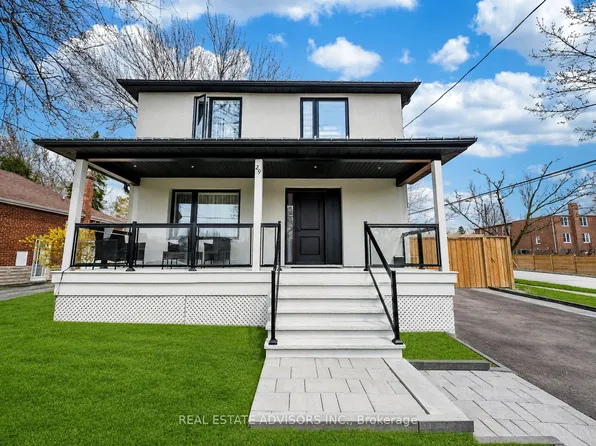 29 Ranwood Dr, Toronto, ON M9N 3G2