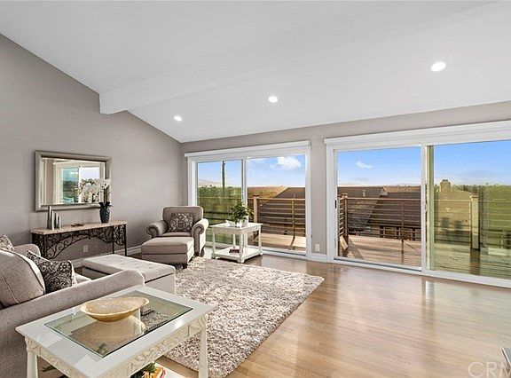 3rd image of 18801 Winnwood Ln