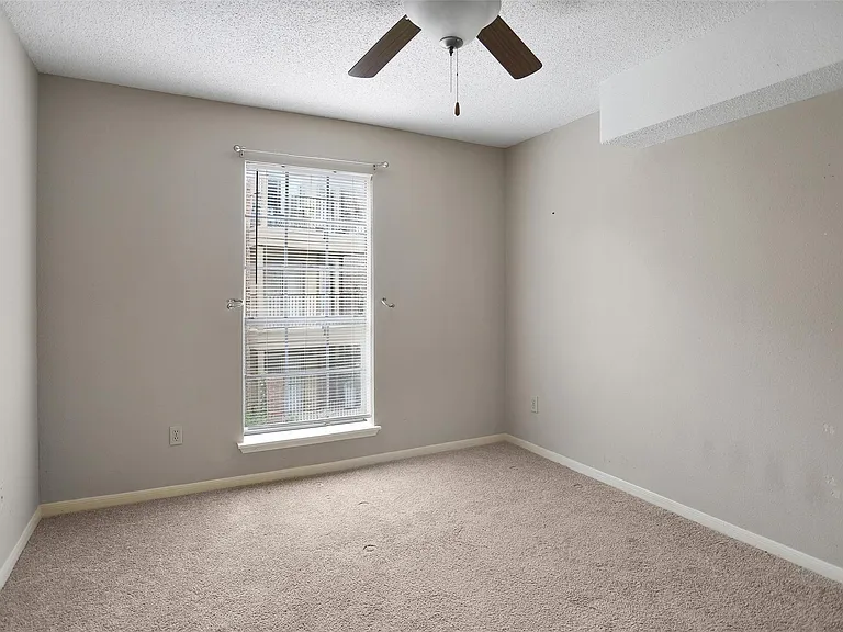 2121 Hepburn St #613 — Photo 4