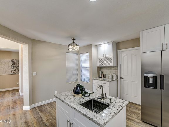 5th image of 24640 S AUGUSTA Court