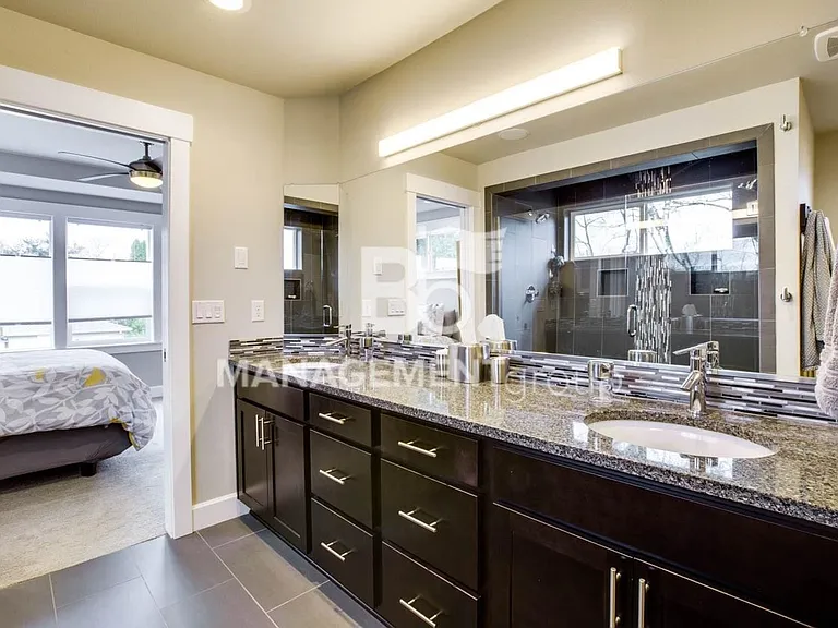 3605 NE 14th Ave #A — Photo 32