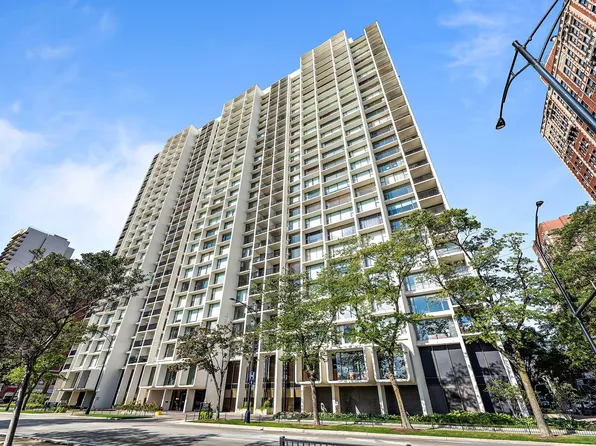 3200 N Lake Shore Dr APT 1010, Chicago, IL 60657