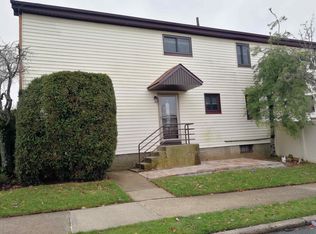 25 Denker Pl #1F, Staten Island, NY 10314
