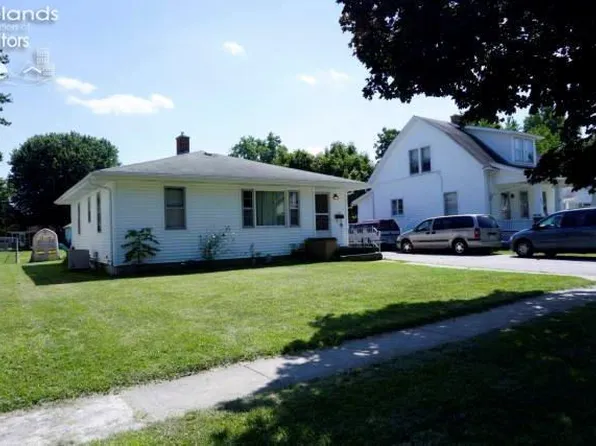 1205 South St, Fremont, OH 43420