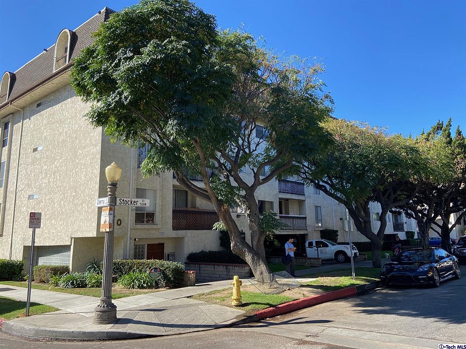 1st image of 570 W Stocker St Unit 215