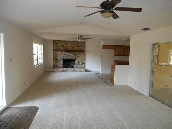3rd image of 104 Burchwood Ave