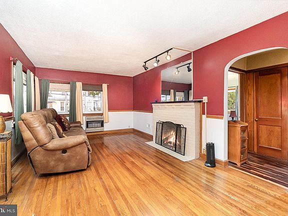 4th image of 2900 Boas St