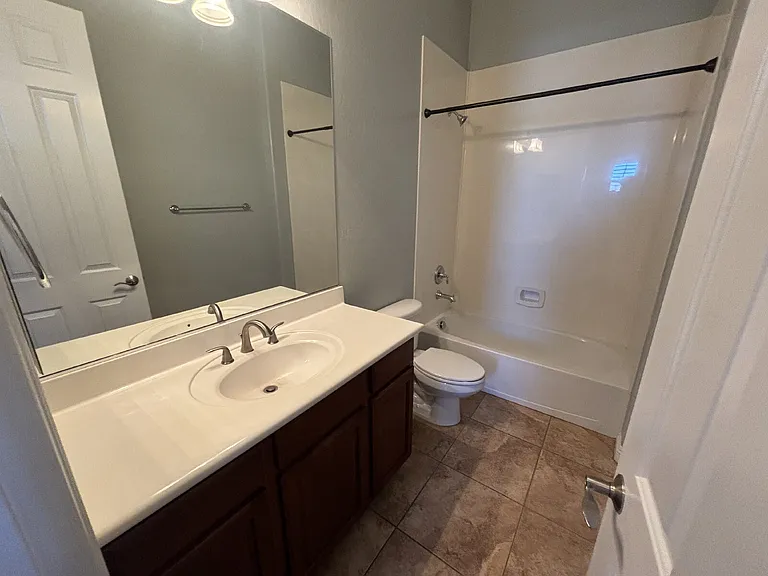 8225 Broad Peak Dr — Photo 24