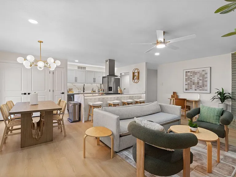 5325 Strickland Ave — Photo 5