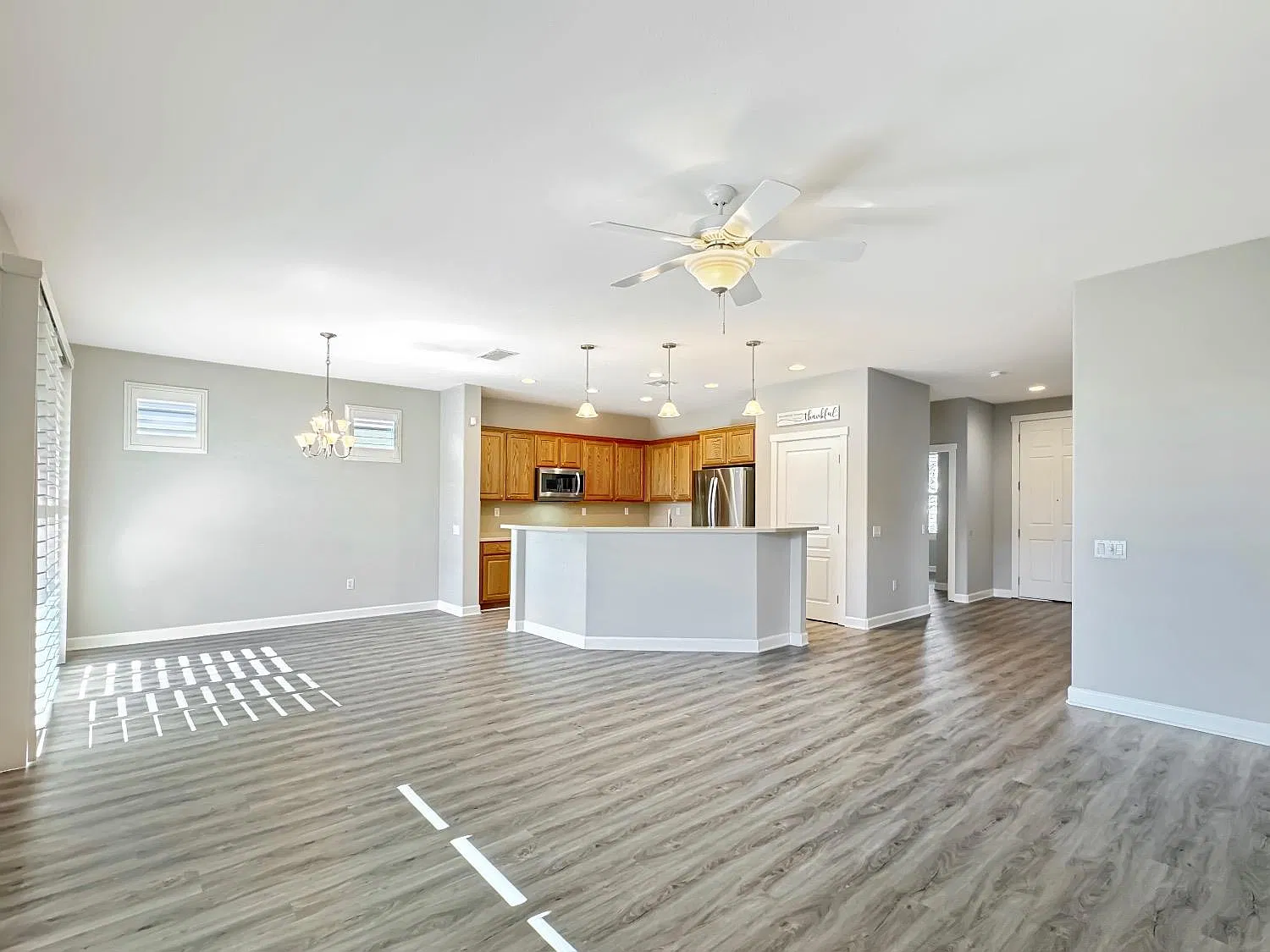 2 bed, 1549 sqft, $2,799 — Photo 4
