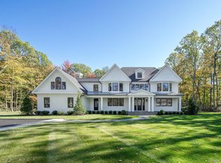 66 Saw Mill Rd, Cold Spring Harbor, NY 11724