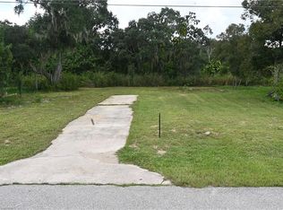 121 Taylor St, Lake Placid, FL 33852