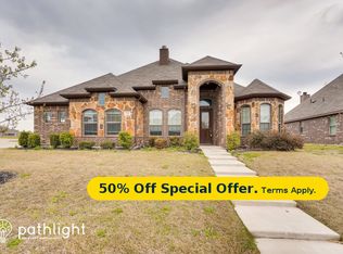 120 Stallion St, Waxahachie, TX 75165