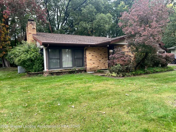 4902 Tressa Dr, Lansing, MI 48910