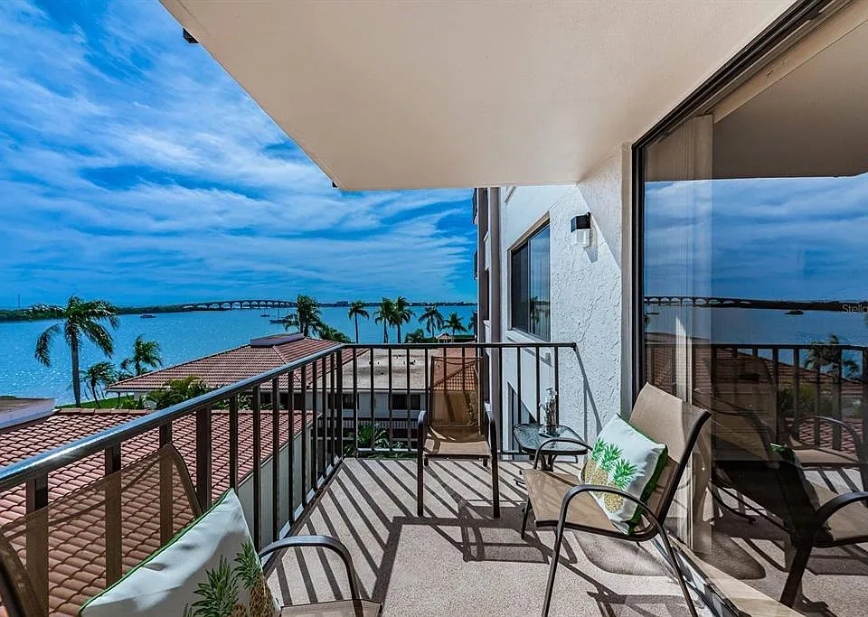 6357 Bahia Del Mar Blvd #407