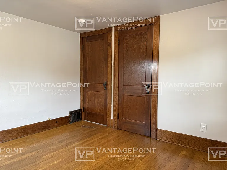 112 Cleveland St — Photo 15