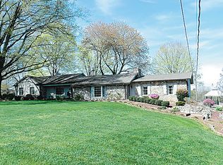 4521 1st St NW, Hickory, NC 28601