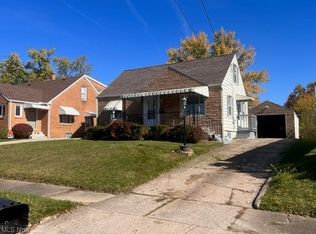 815 N Ward Ave, Girard, OH 44420