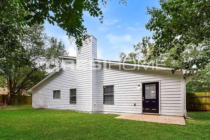5894 Clate Ct — Photo 13