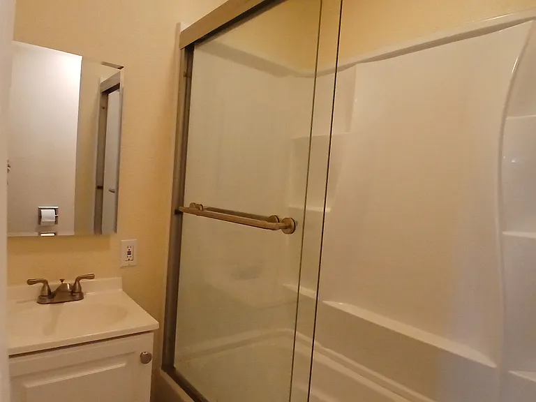 3682 Herman Ave #B — Photo 7