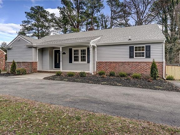 2nd image of 2325 Haverford Cir