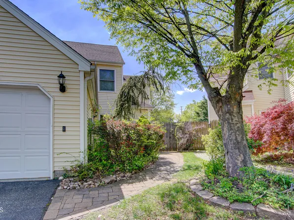 12 Kilmer Court, Freehold, NJ 07728
