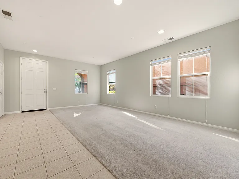 1728 Edmon Way — Photo 3