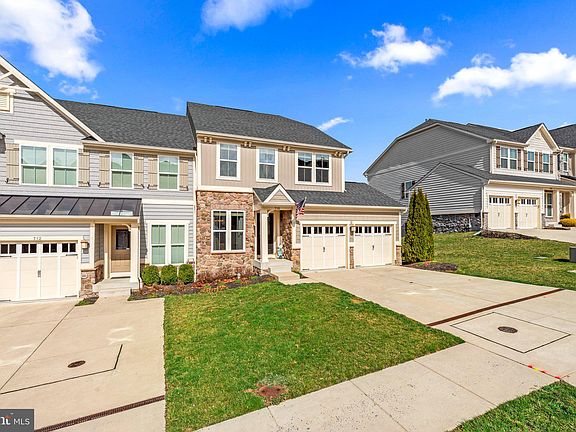 4th image of 710 Shady Creek Ct