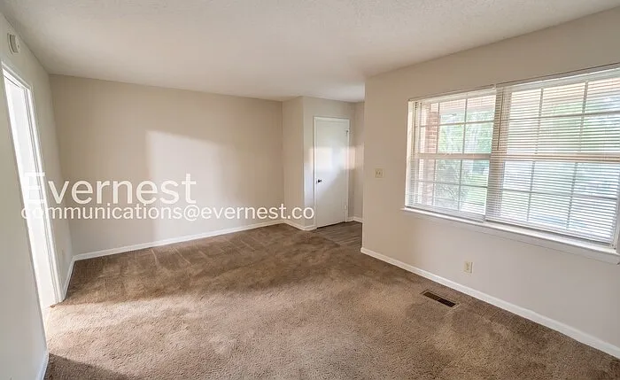 309 Nye Dr — Photo 9