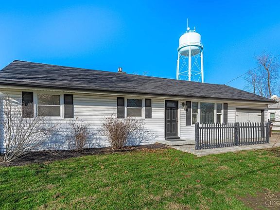 2nd image of 4542 Oxford Middletown Rd