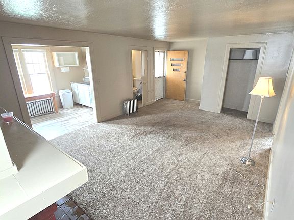 3rd image of 17003 Albers Ave #1A