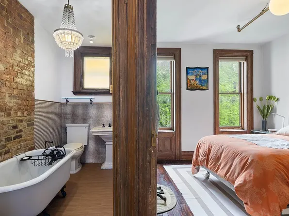 549 West 187th Street image 16 of 31