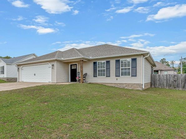 2101 Gabrielle St, Paragould, AR 72450