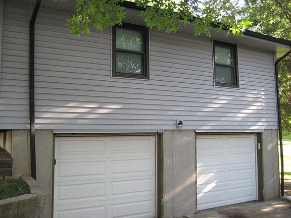3rd image of 5630 Laurel Ave