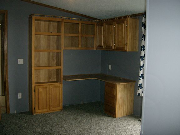 3rd image of 17110 Diane Dr